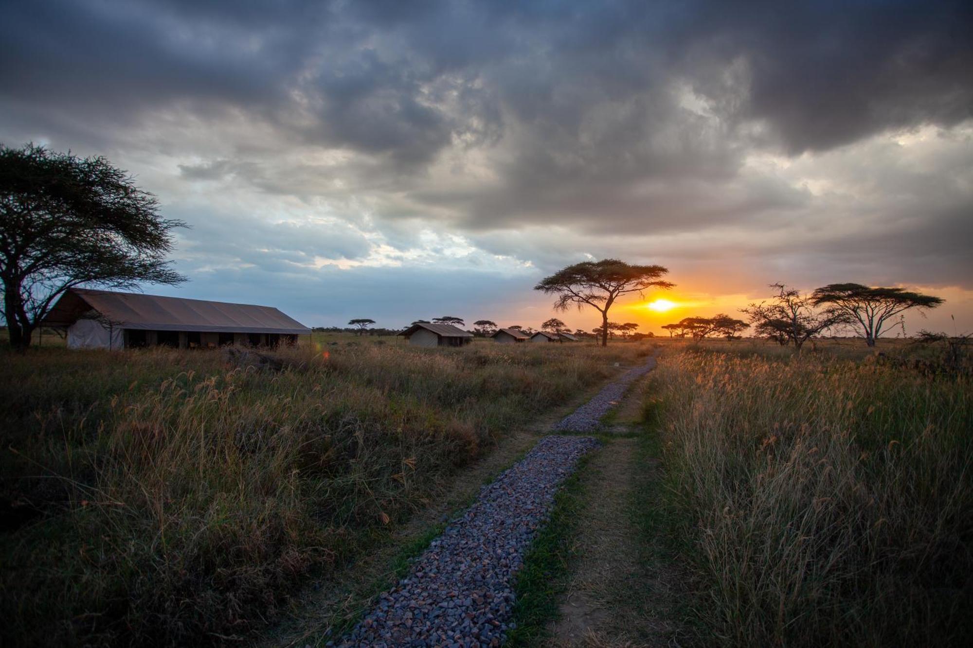 Mawe Tented Camp Serengeti Exterior photo